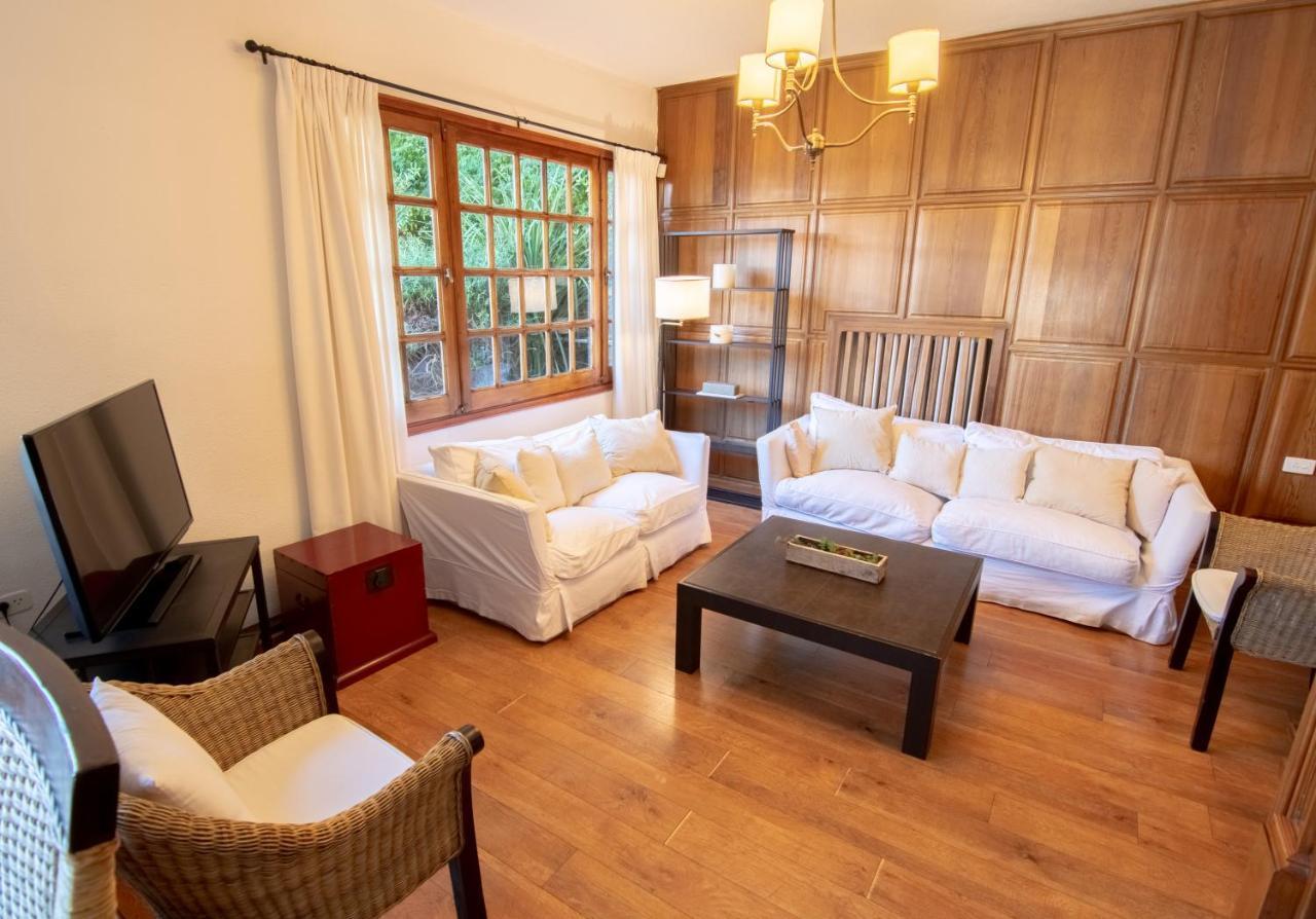 Hosteria Hostal Del Esquiador San Martin de los Andes Exterior photo